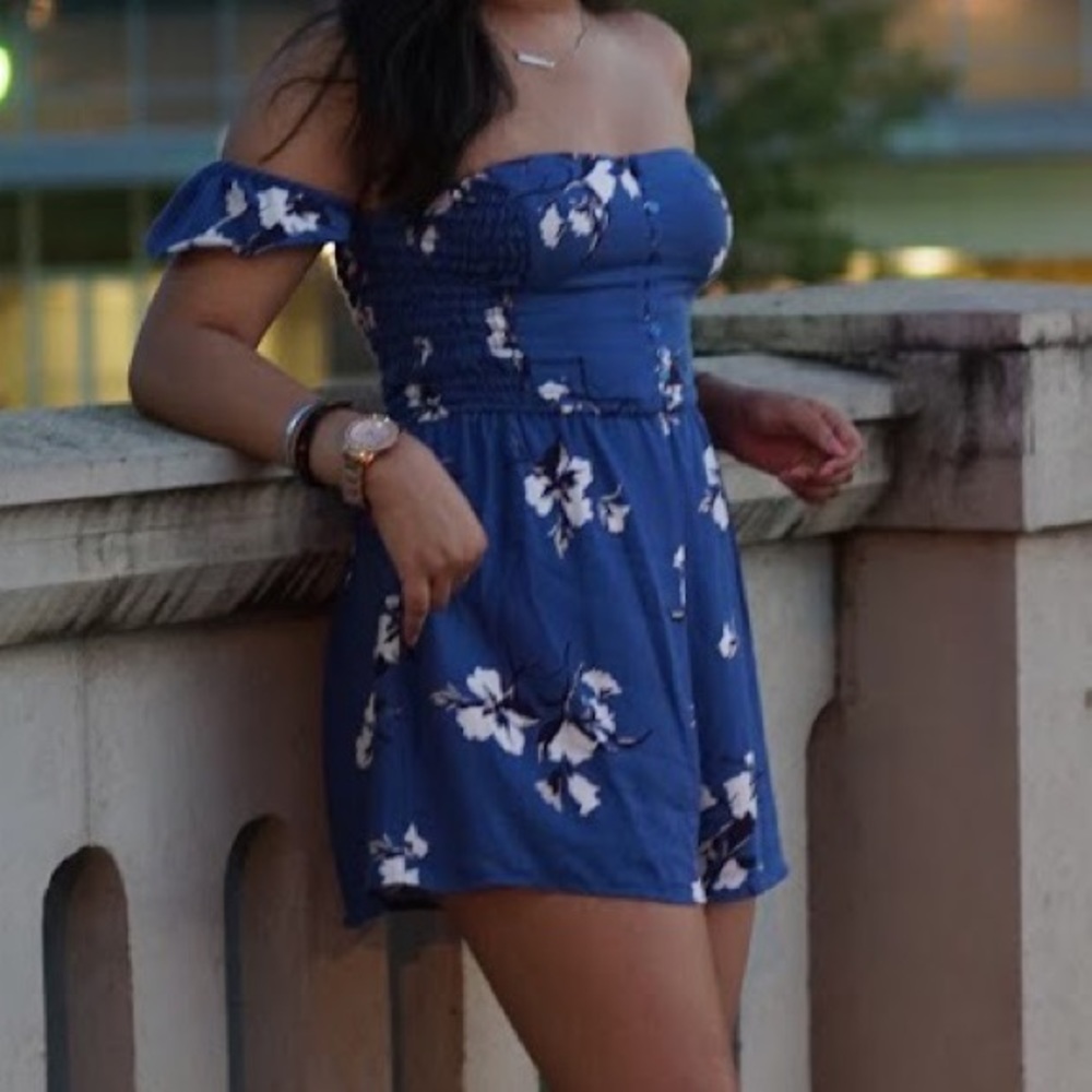 Strapless blue floral romper